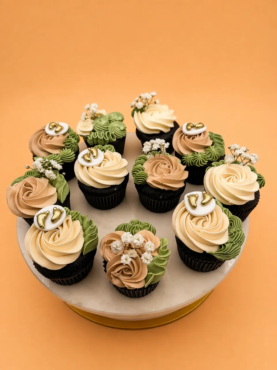 Chocolate cupcake with rich frosting