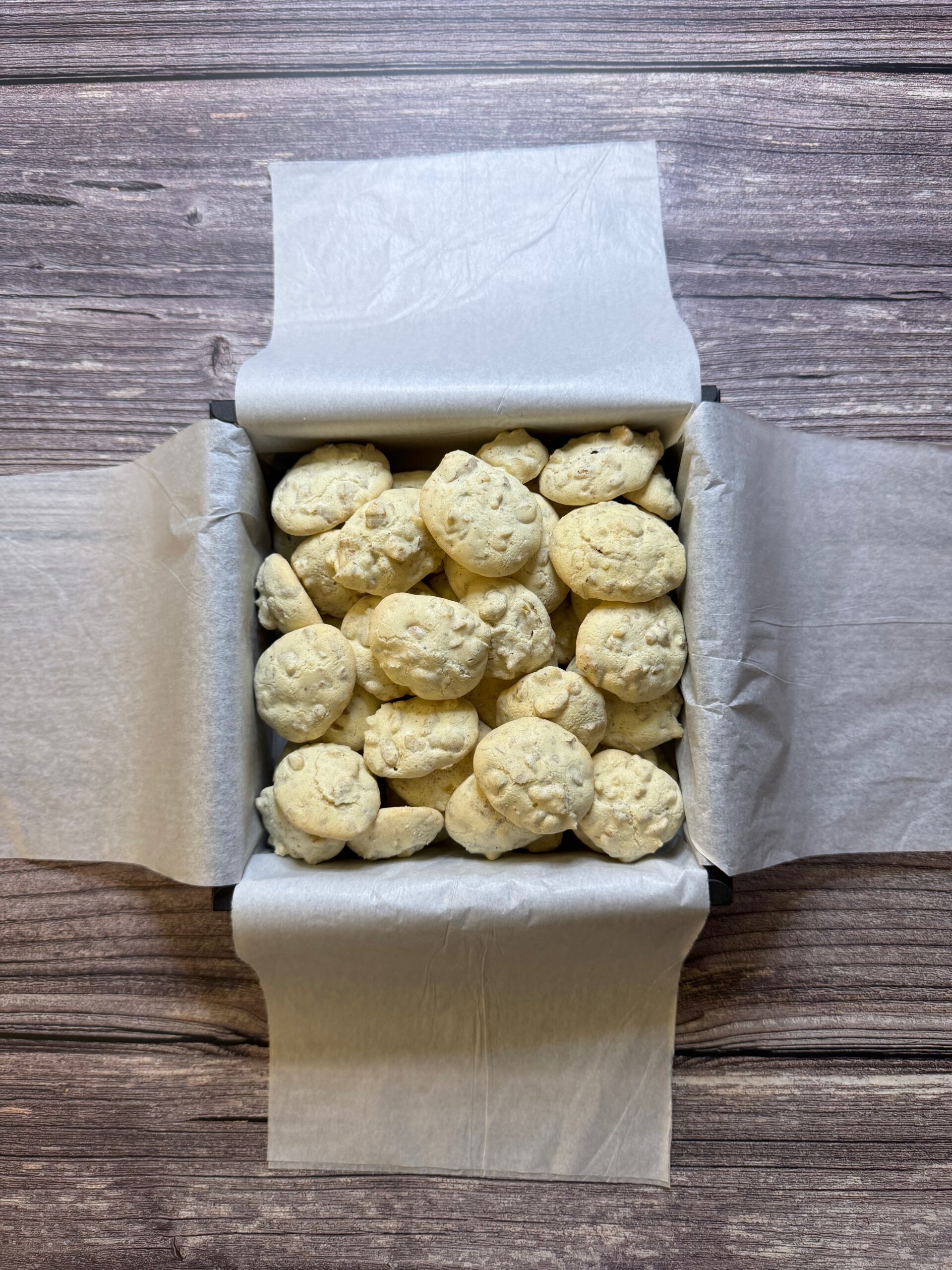 Walnut cookies dusted with powdered sugar